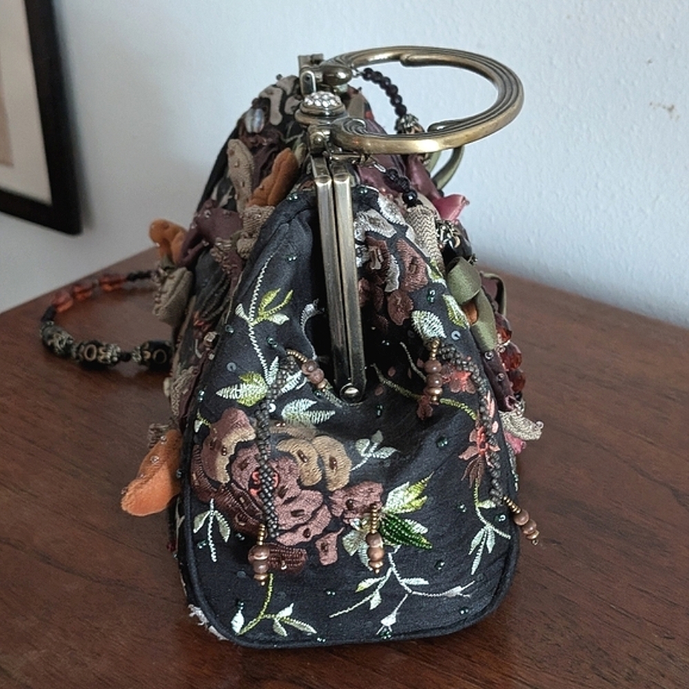Mary Frances hand bag purse - Picture 4 of 17